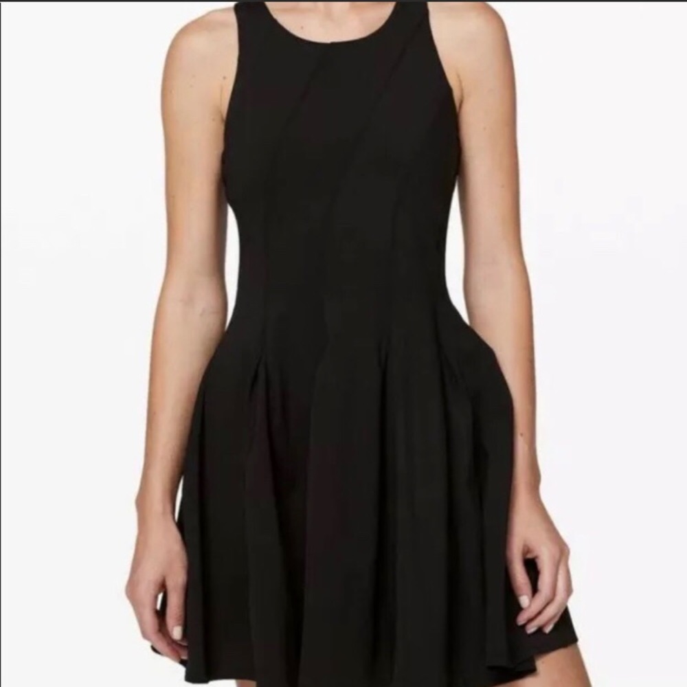 Lululemon black court crusher dress 🎾
